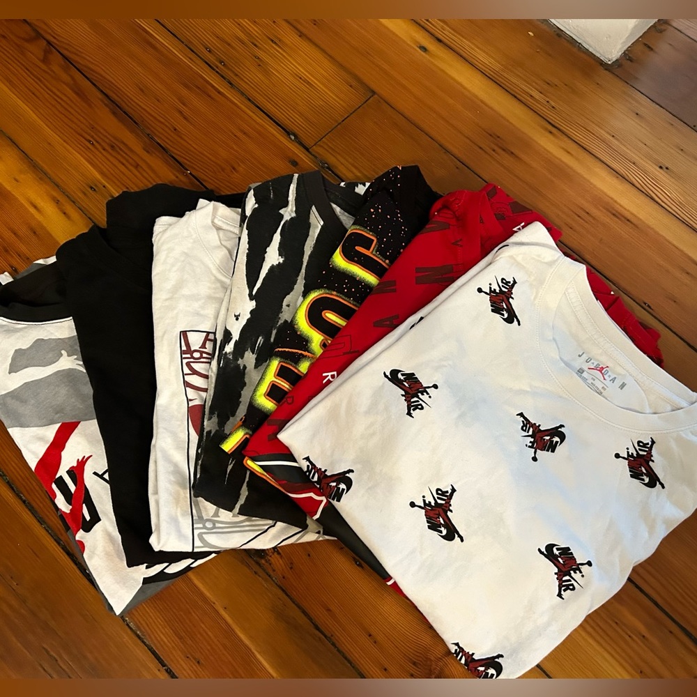 Brand New WOT Nike Air Jordan Youth Short Sleeve Shirts